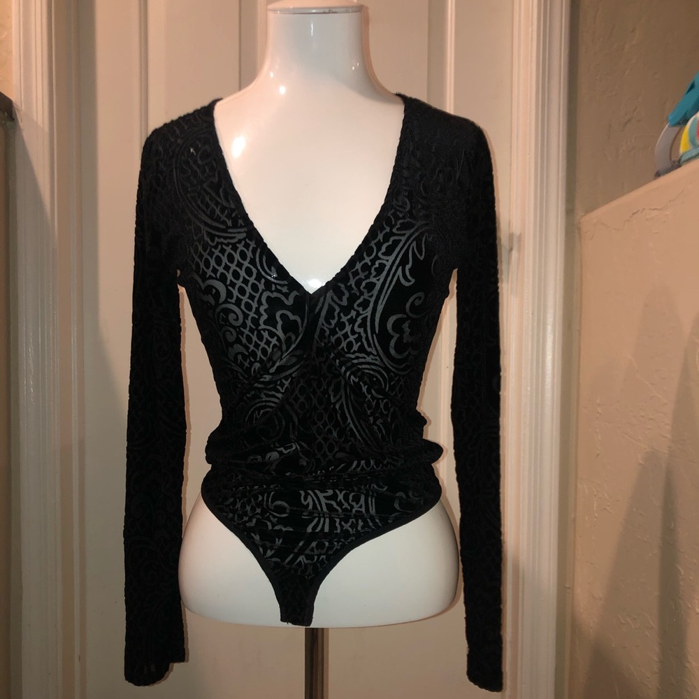 Bebe baroque pattern semi sheer vneck bodysuit